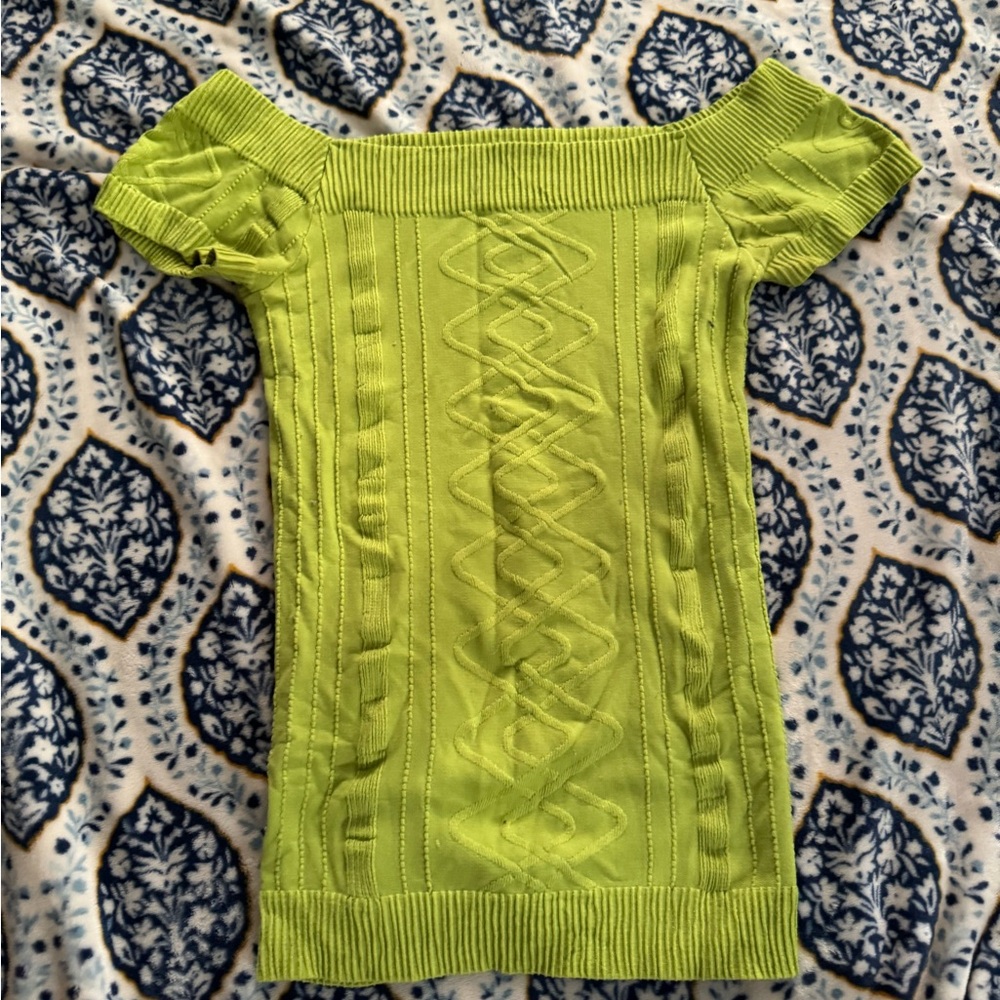 Vibrant Green Blouse with Cable Knit Design